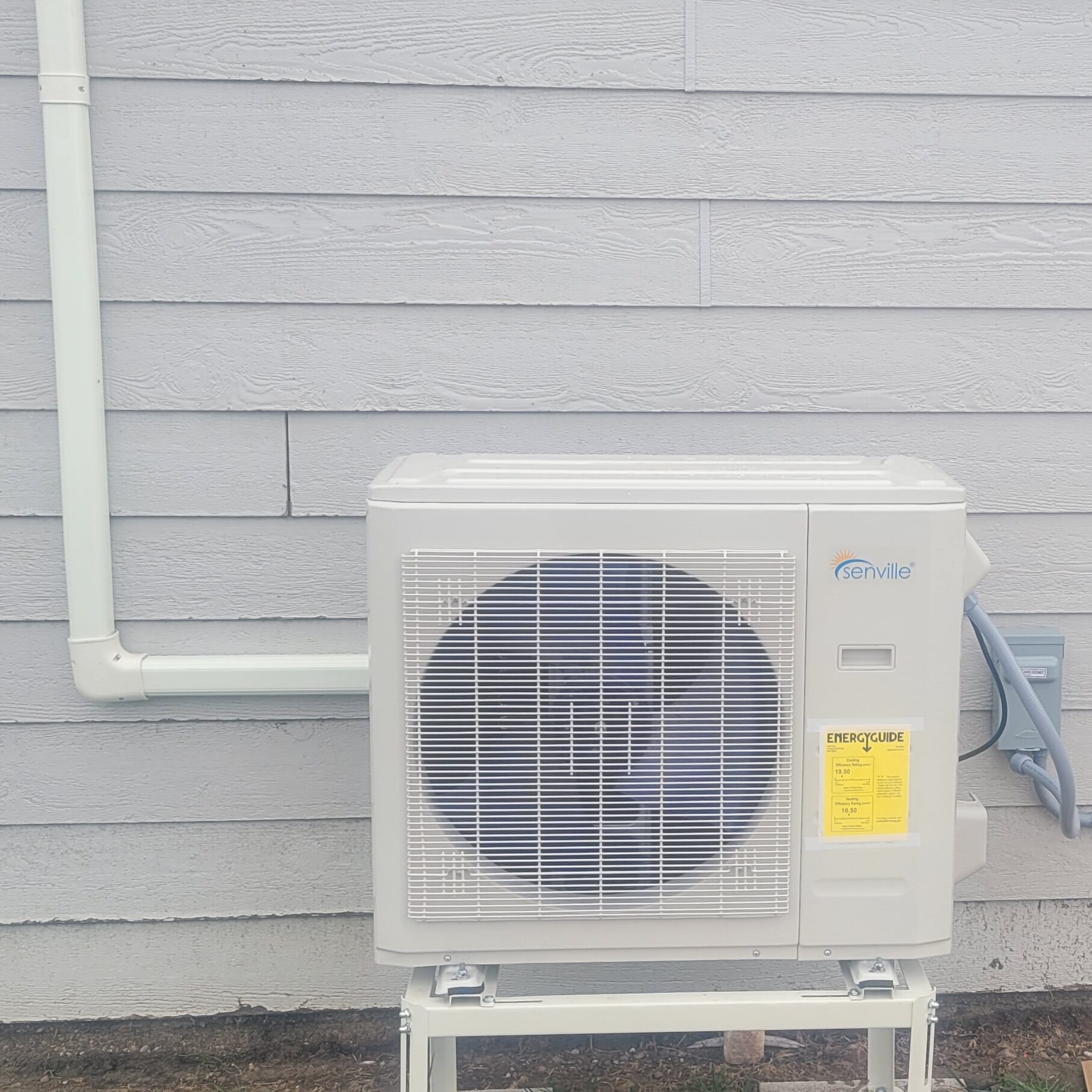 Outdoor Senville Ductless Heat Pump